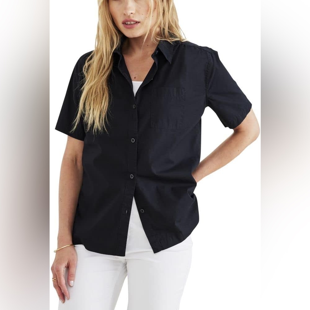 Dockers Womens Regular Fit Short Sleeve Button Down Shirt